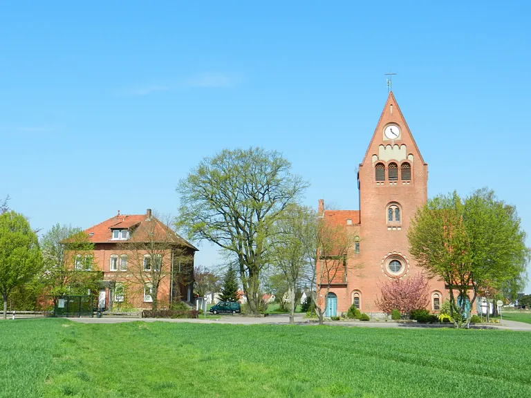 Foto der Christuskirche im Mai